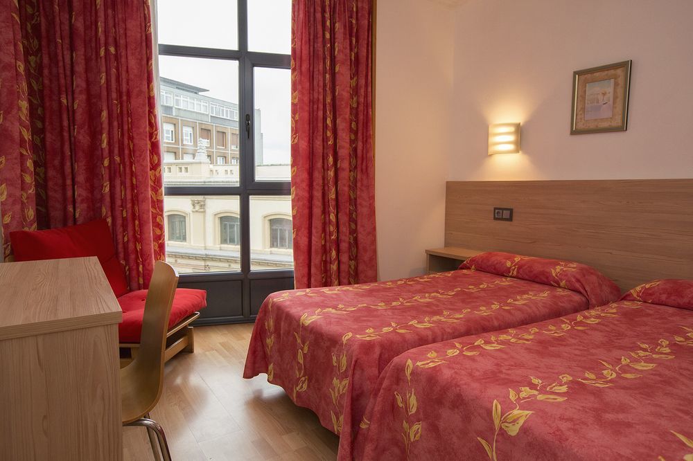 Hotel Don Manuel Хихон Экстерьер фото